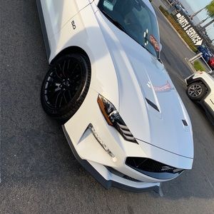 Meet your Posher, Justin